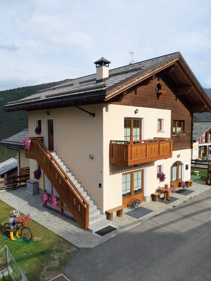 Baita Mauri Apartman Livigno Kültér fotó